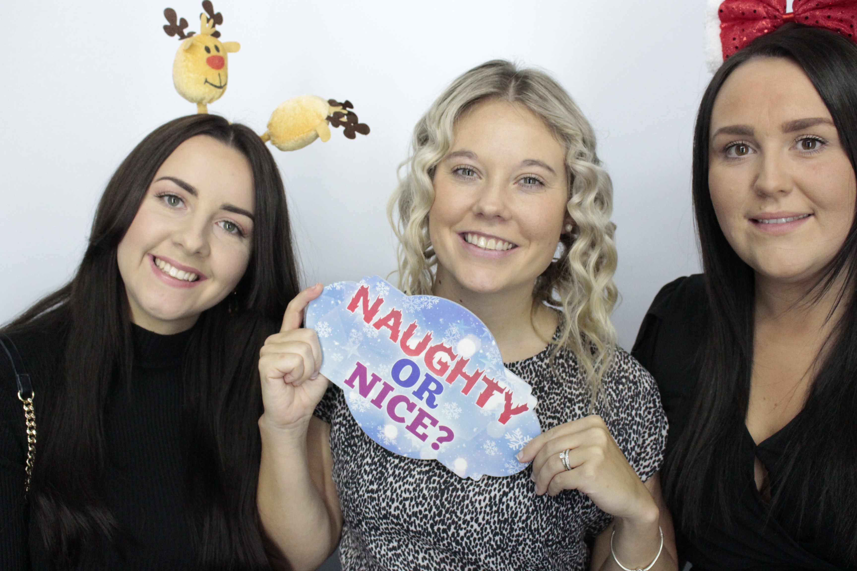 Fittleworth Medical Christmas Party | View more photos from the event at gallery.myphotoboothexperience.co.uk/u/MyPhotoBoothExperienceLtd/Fittleworth-Medical-Christmas-Party